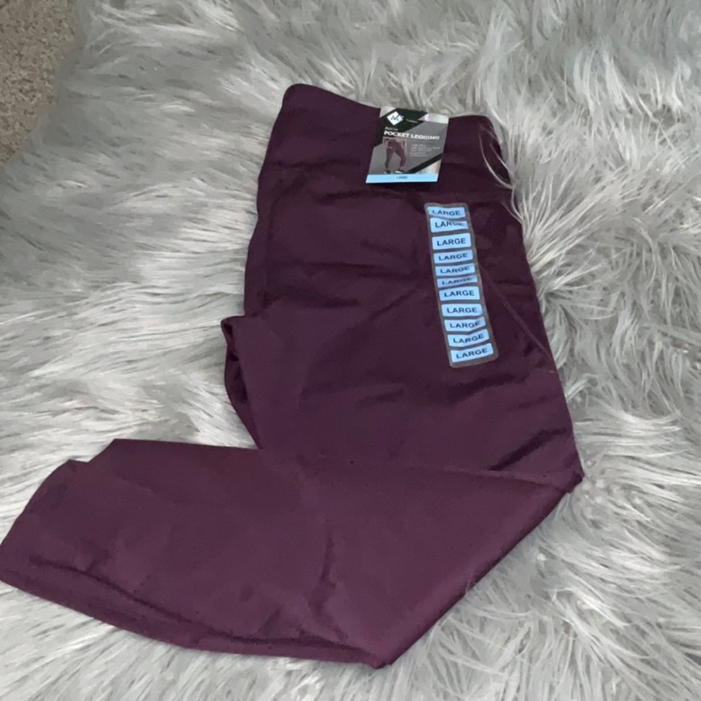 NWT Active Pocket Leggings